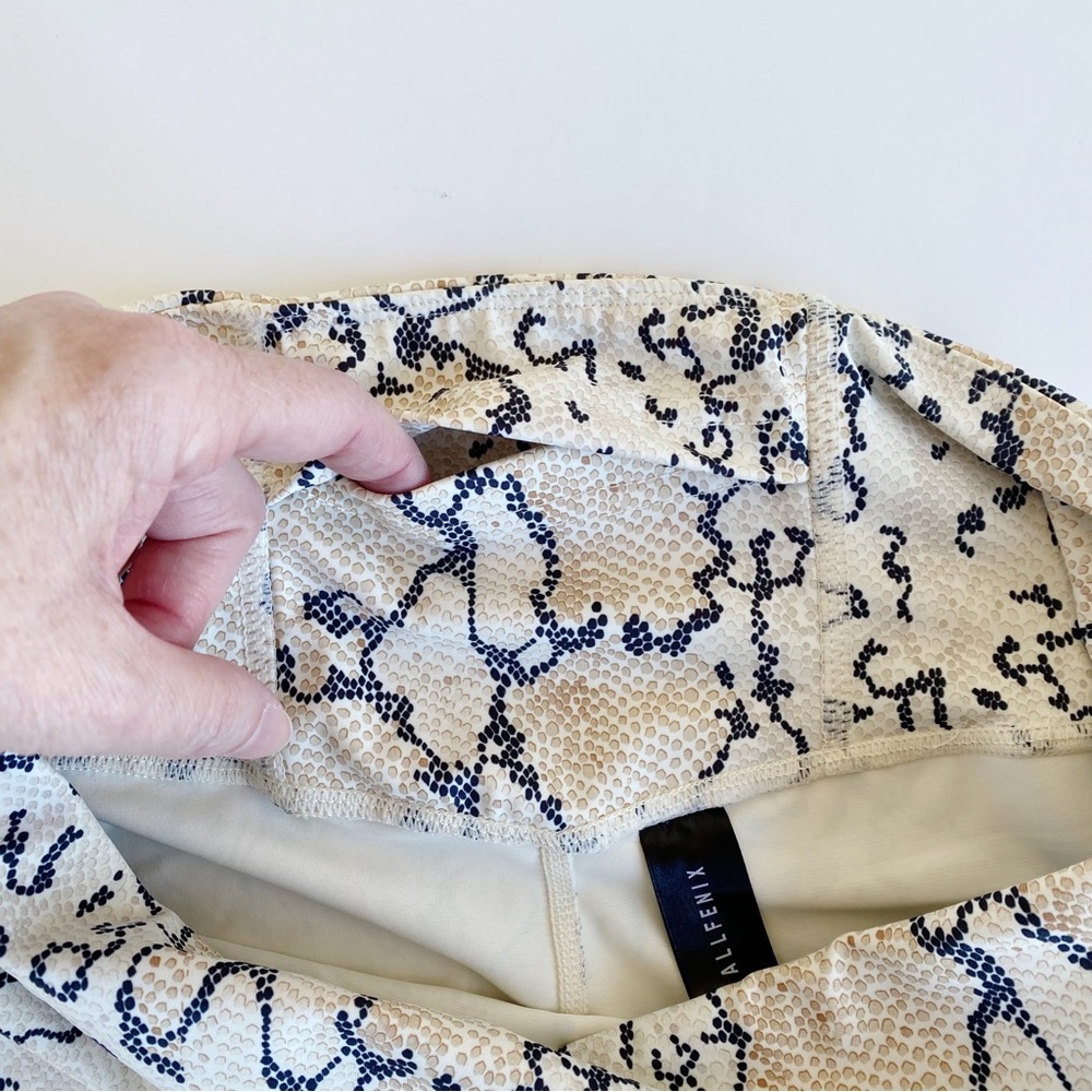 All Fenix White Python 7/8 Leggings Size Large - image 5